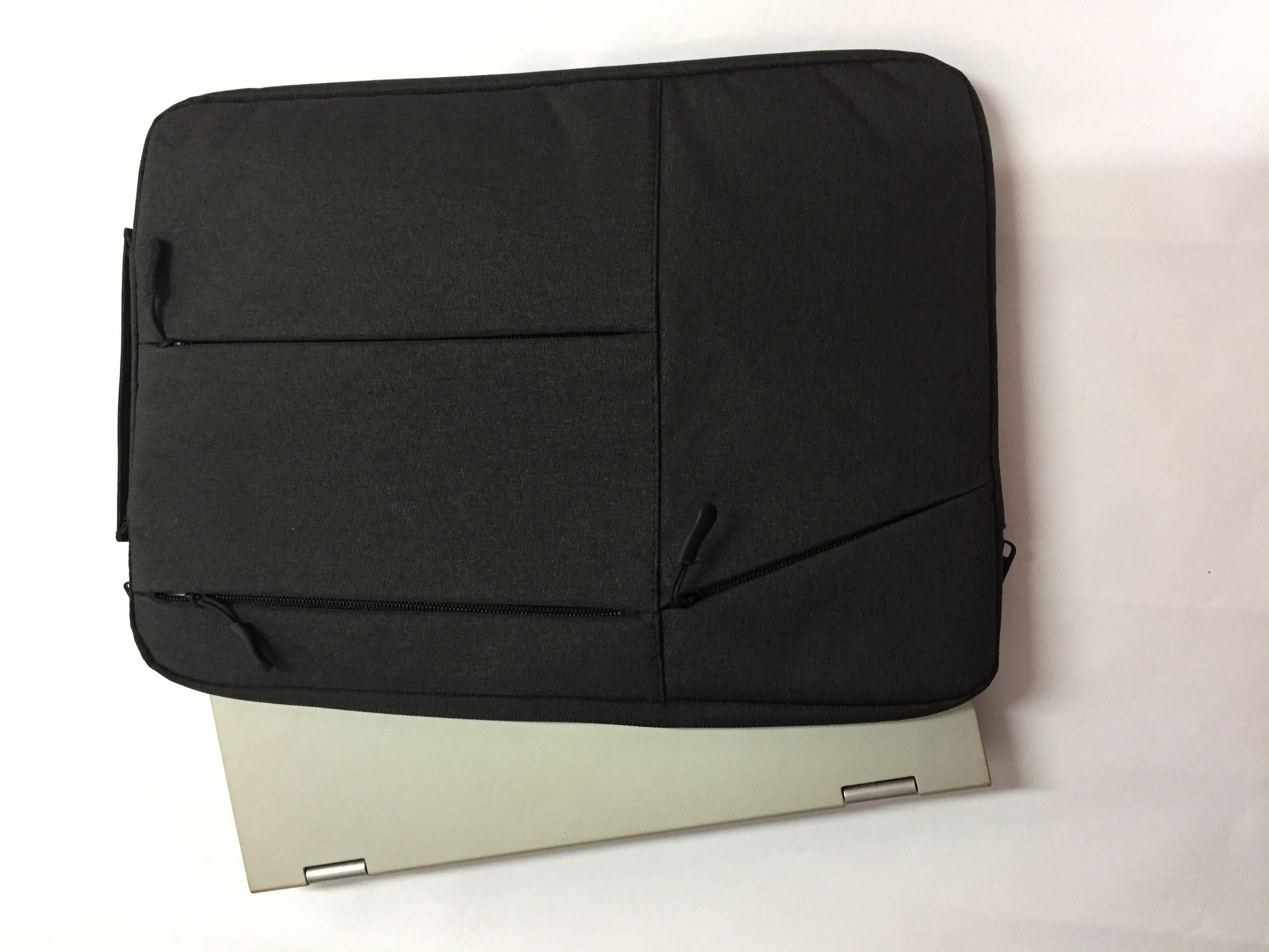 12" 13.3" to 14.1" Slim Design Sleeves with handle for Macbook and Laptop